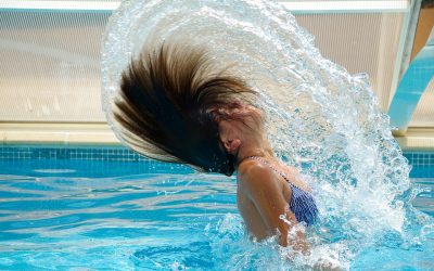 5 dicas para realizar a limpeza da piscina