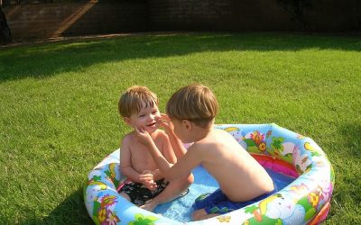 Como tratar água de piscina inflável?