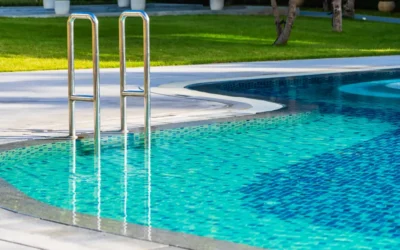 Conheça possíveis tratamentos para água turva na piscina