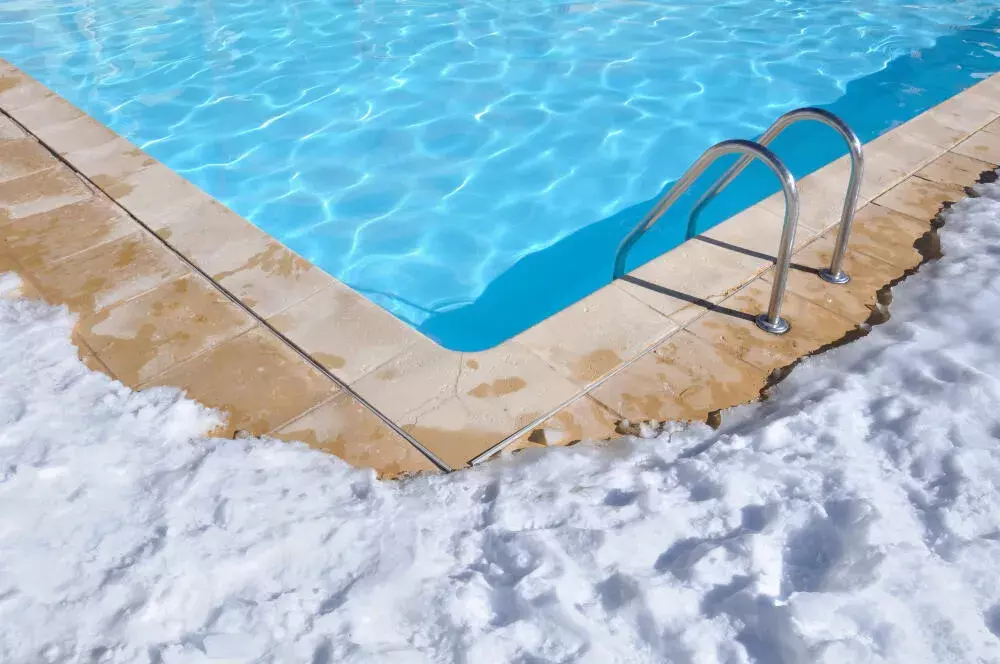 Quando substituir o aquecedor de piscina: sinais que você deve observar Quando substituir o aquecedor de piscina: sinais que você deve observar
